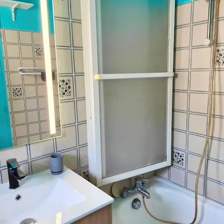 Apartamento With Pool Near The Center